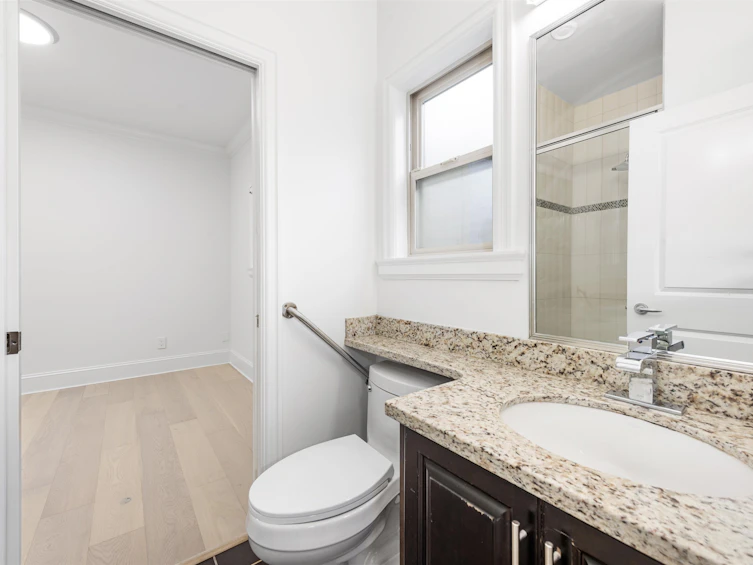 7778 Nursery Street, Burnaby, BC, V5E 2B4 - 31