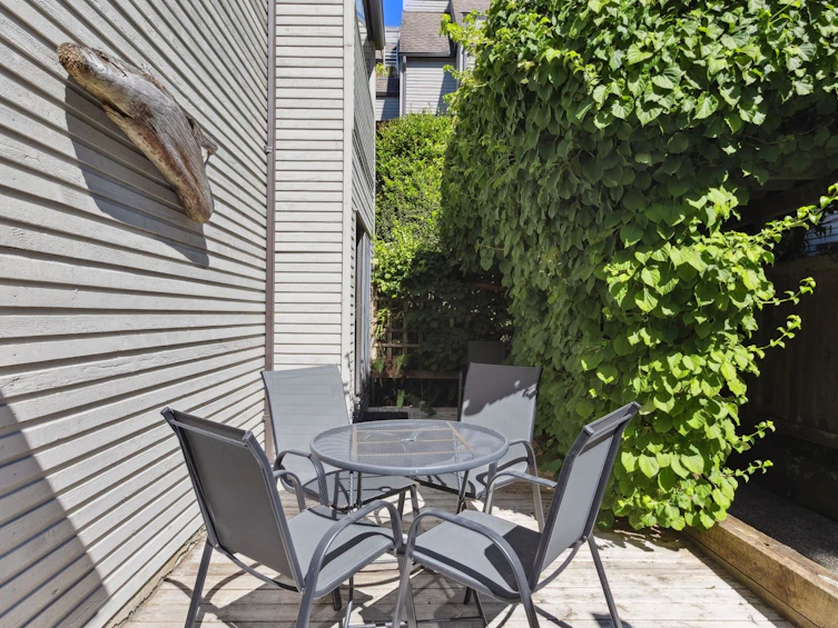 2024 Chesterfield Avenue, North Vancouver, BC, V7M 2P6 - 14