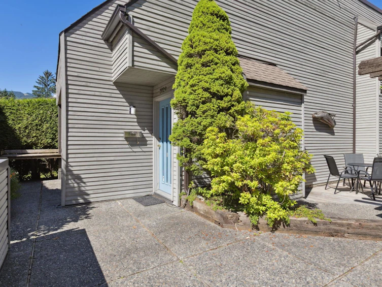 2024 Chesterfield Avenue, North Vancouver, BC, V7M 2P6 - 17