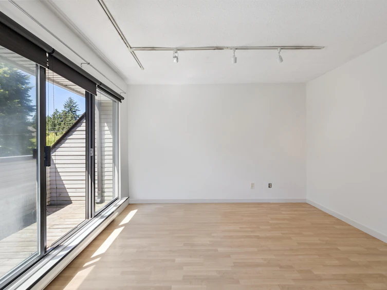 2024 Chesterfield Avenue, North Vancouver, BC, V7M 2P6 - 26