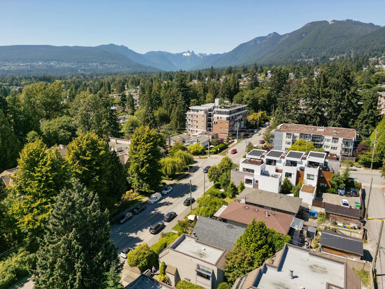 2024 Chesterfield Avenue, North Vancouver, BC, V7M 2P6 - 36