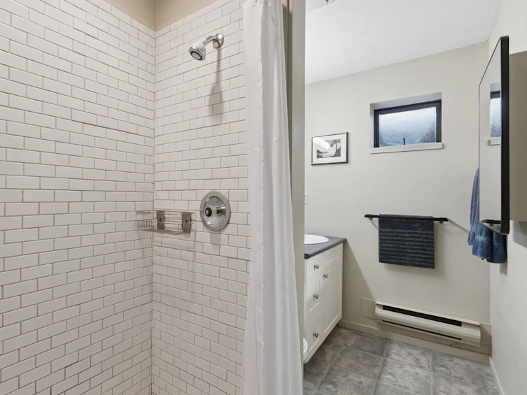 2024 Chesterfield Avenue, North Vancouver, BC, V7M 2P6 - 30