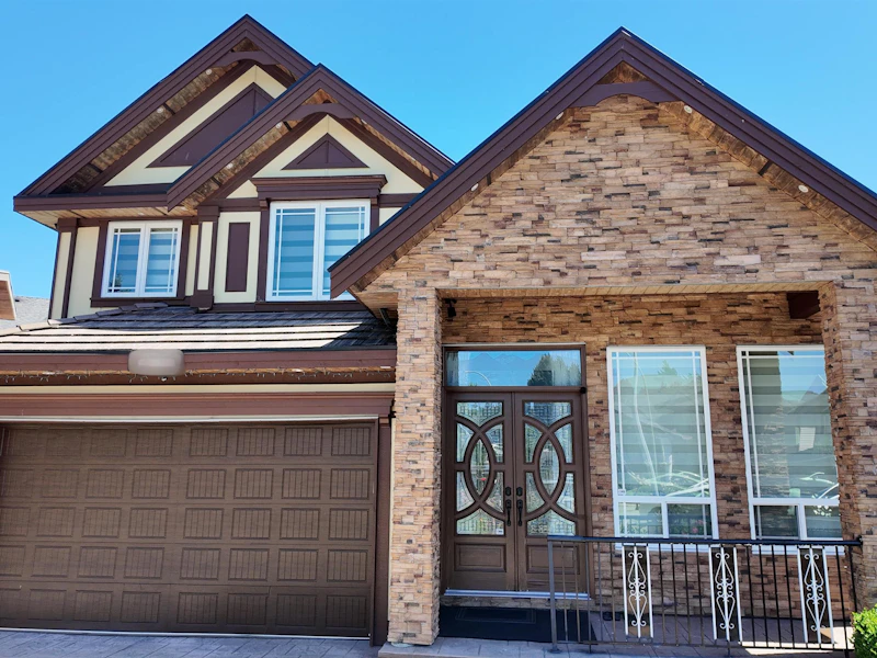 6636 148a Street, Surrey BC V3S 2W4