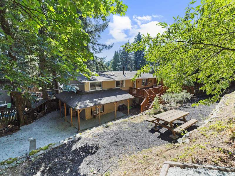 8258 Viola Place, Mission BC V2V 5P4