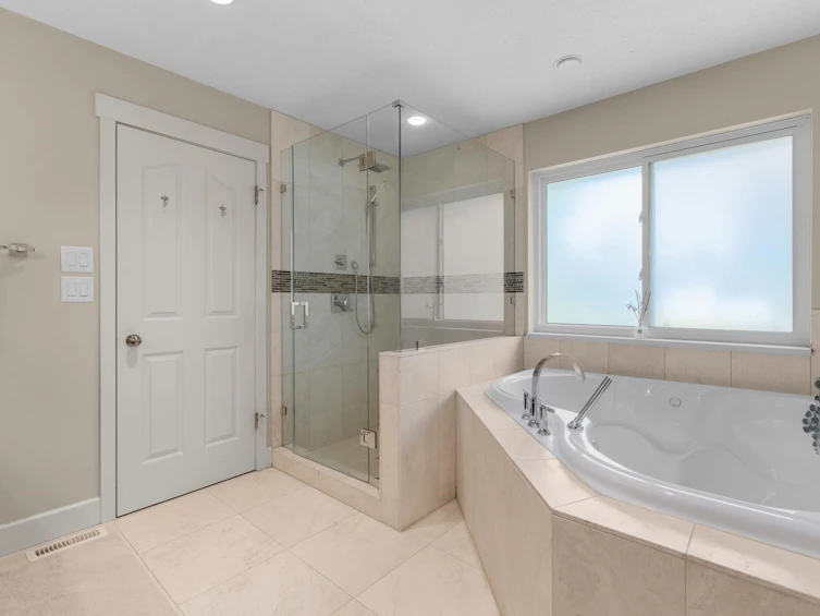 8418 214 Street, Langley, BC, V1M 2J2 - 39