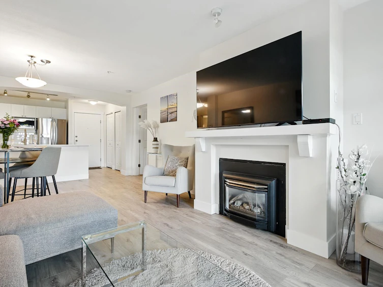 102-1438 Parkway Boulevard, Coquitlam, BC, V3E 3M1 - 9