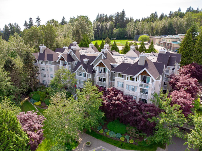 102 - 1438 Parkway Boulevard, Coquitlam BC V3E 3M1
