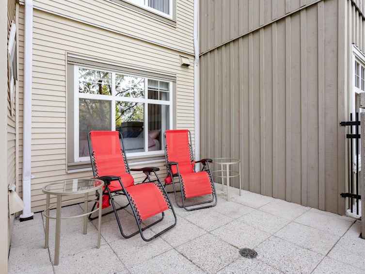 102-1438 Parkway Boulevard, Coquitlam, BC, V3E 3M1 - 14
