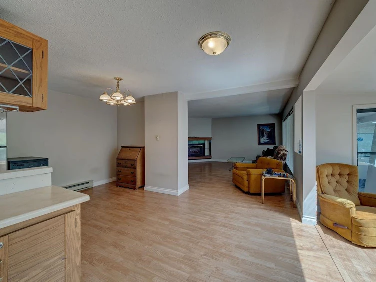 6180 Sunshine Coast Highway, Sechelt, BC, V7Z 0M1 - 11