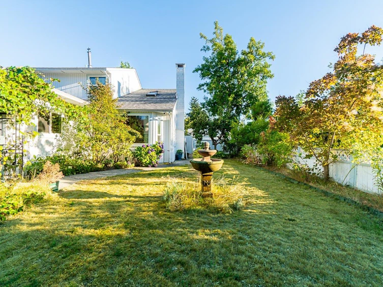 15524 96b Avenue, Surrey, BC, V3R 7N7 - 4