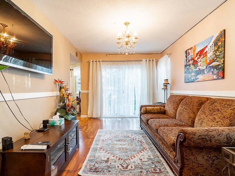 15524 96b Avenue, Surrey, BC, V3R 7N7 - 13