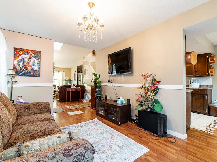15524 96b Avenue, Surrey, BC, V3R 7N7 - 12