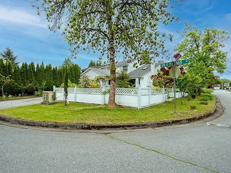 15524 96b Avenue, Surrey, BC, V3R 7N7 - 2