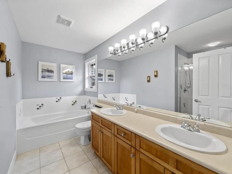 1843 Parkway Boulevard, Coquitlam, BC, V3E 3L4 - 16