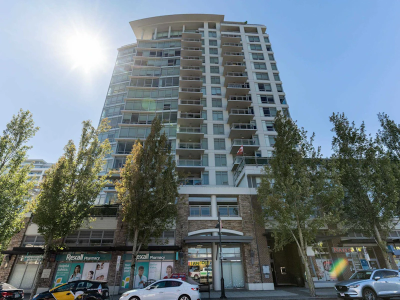 301 - 1473 Johnston Road, Surrey BC V4B 0A2