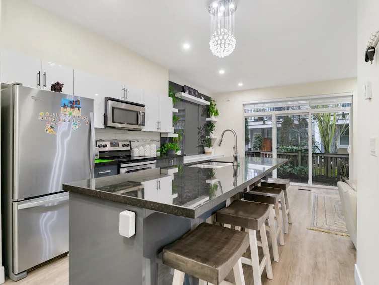95-14356 63a Avenue, Surrey, BC, V3X 0E3 - 10
