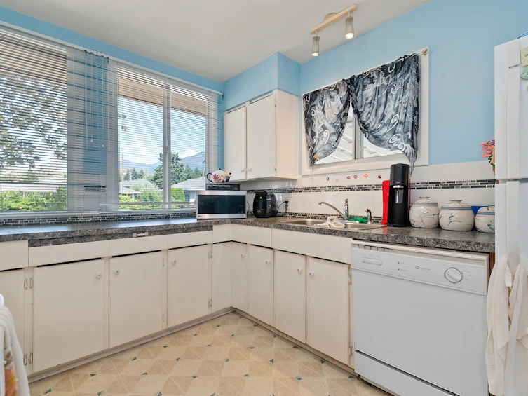 584 Thacker Avenue, Hope, BC, V0X 1L0 - 13