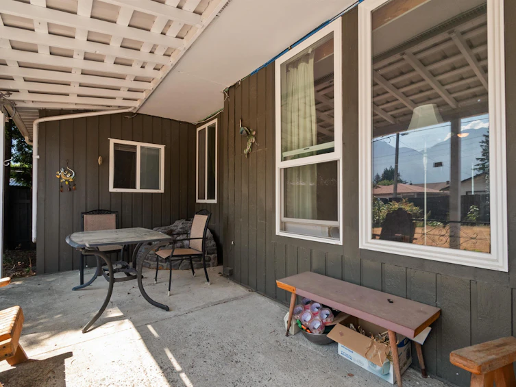 584 Thacker Avenue, Hope, BC, V0X 1L0 - 11