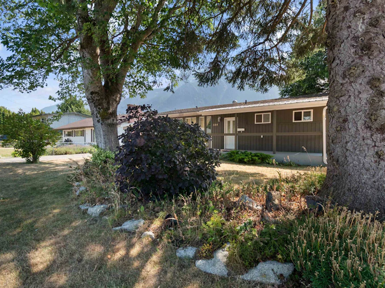 584 Thacker Avenue, Hope, BC, V0X 1L0 - 3
