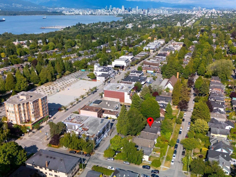 4579 W 11th Avenue, Vancouver, BC, V6R 2M5 - 20