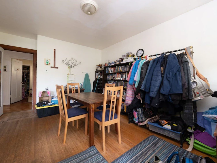 4579 W 11th Avenue, Vancouver, BC, V6R 2M5 - 6