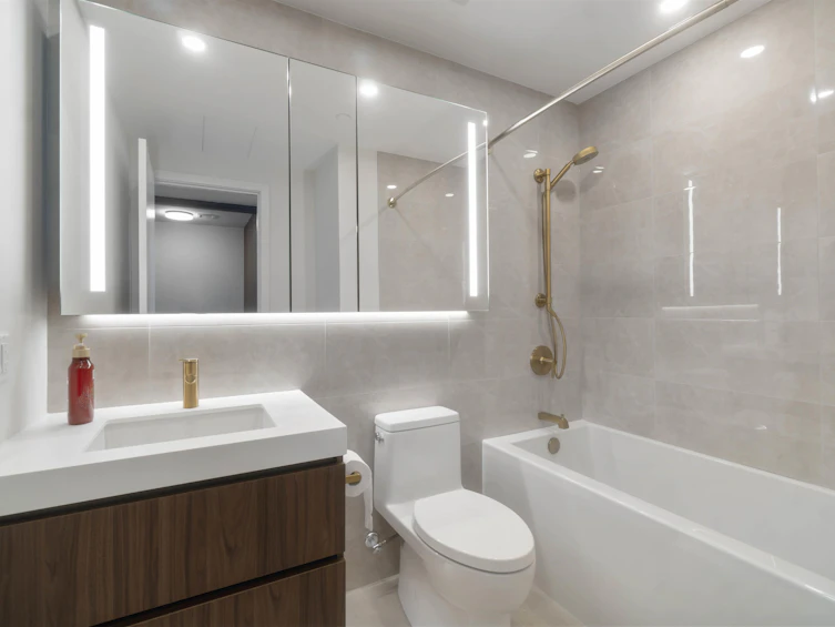 2107-5987 Wilson Avenue, Burnaby, BC, V5H 0L7 - 6