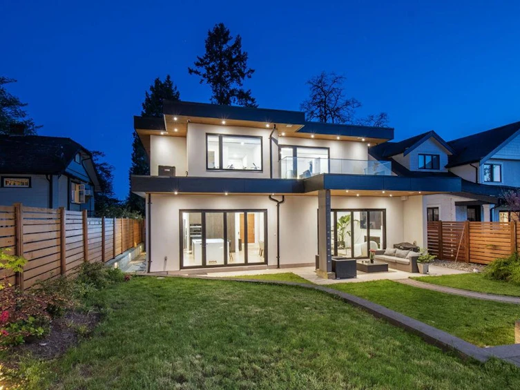 732 E 11th Street, North Vancouver, BC, V7L 2H8 - 32
