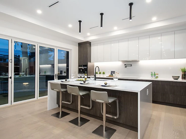 732 E 11th Street, North Vancouver, BC, V7L 2H8 - 11