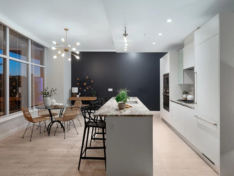 105-175 Victory Ship Way, North Vancouver, BC, V7L 0G1 - 12
