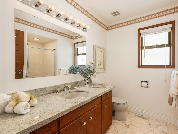 1343 Tyrol Road, West Vancouver, BC, V7S 2L5 - 31