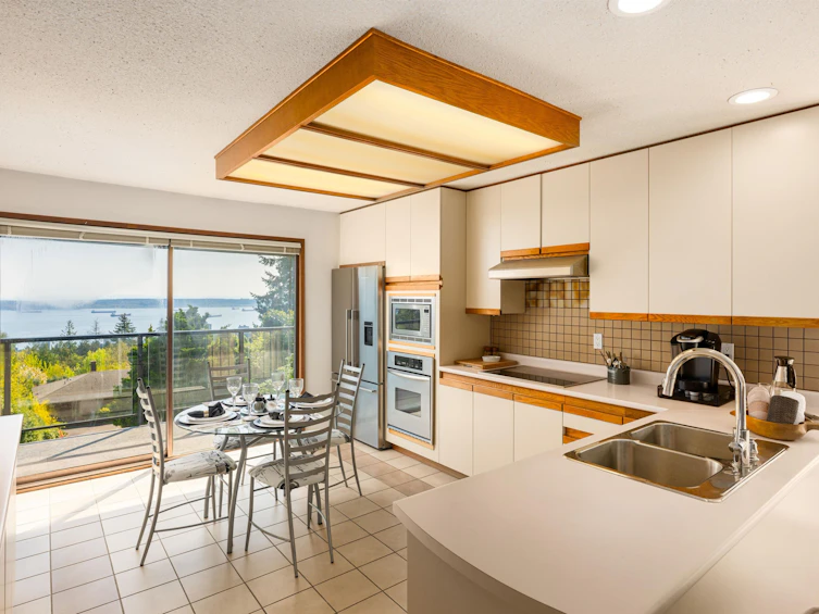 1343 Tyrol Road, West Vancouver, BC, V7S 2L5 - 23