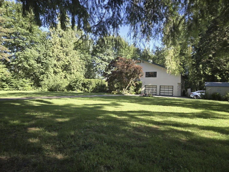 19025 84th Avenue, Surrey, BC, V4N 6B3 - 6