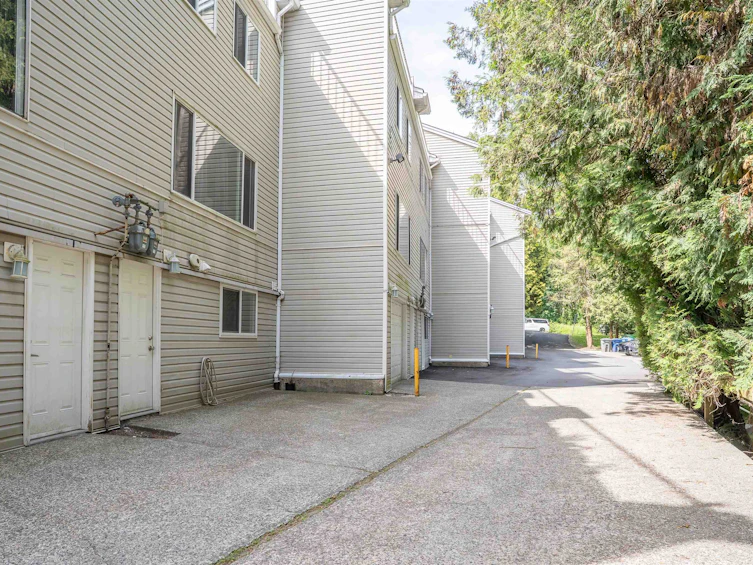 2028 Springer Avenue, Burnaby, BC, V5B 3M5 - 5