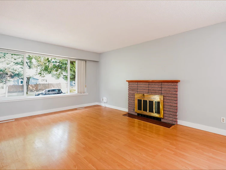 5120 Fairmont Street, Vancouver, BC, V5R 3V3 - 3