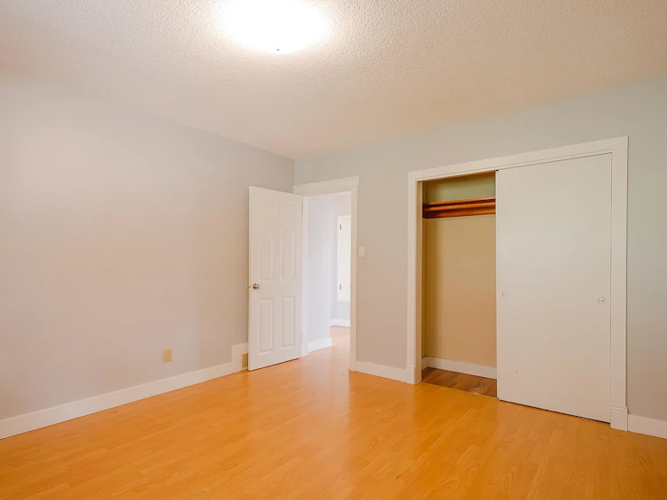 5120 Fairmont Street, Vancouver, BC, V5R 3V3 - 12