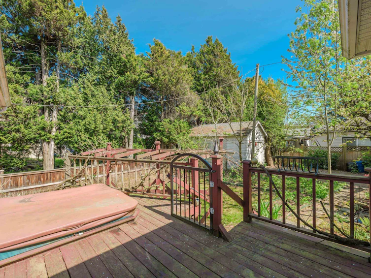 33601 1st Avenue, Mission, BC, V2V 1H3 - 34