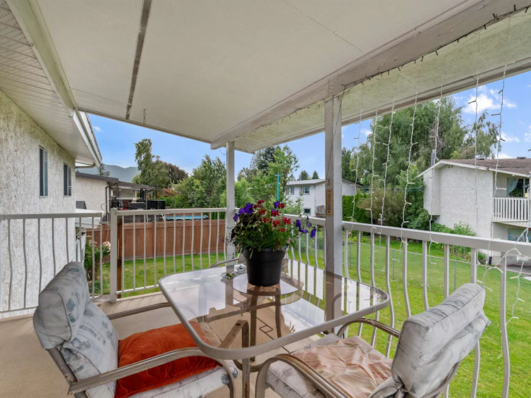 8705 Baker Drive, Chilliwack, BC, V2P 7A3 - 8