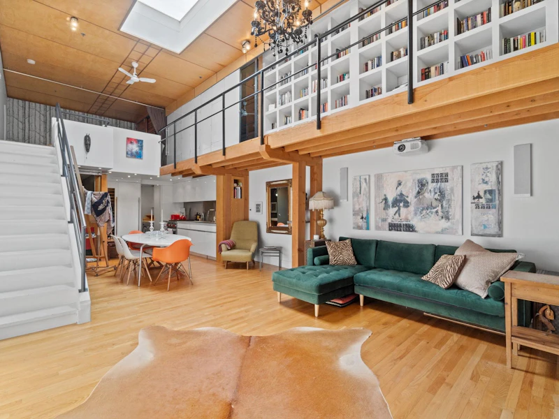 3 - 1227 E 7th Avenue, Vancouver BC V5T 1R1
