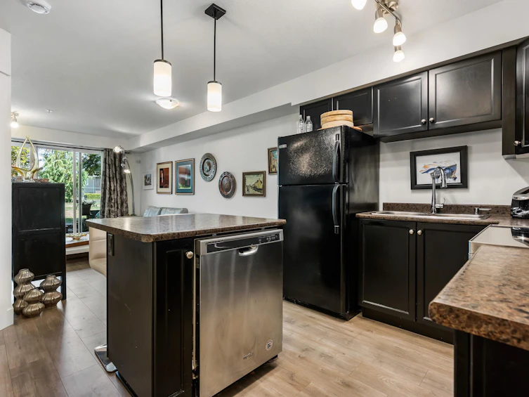 116-30525 Cardinal Avenue, Abbotsford, BC, V2T 2C8 - 4