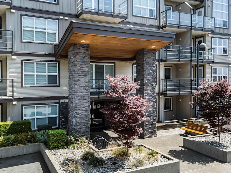 116-30525 Cardinal Avenue, Abbotsford, BC, V2T 2C8 - 2