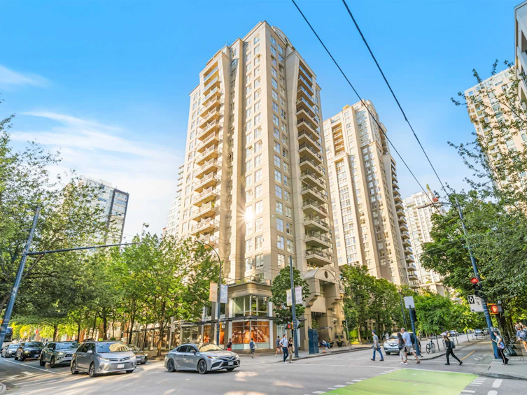 TH8-989 Richards Street, Vancouver, BC, V6B 6R6 - 30