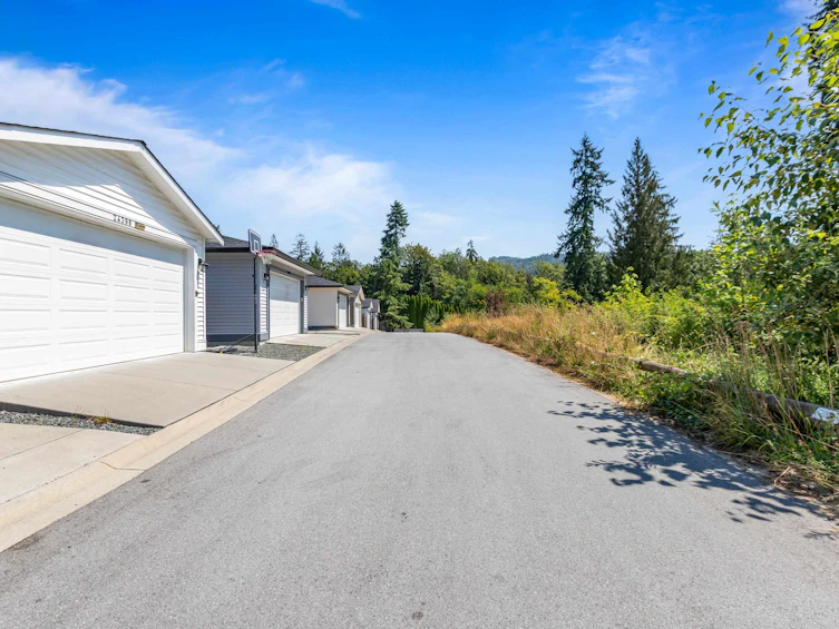 24398 112 Avenue, Maple Ridge, BC, V2W 1H5 - 35