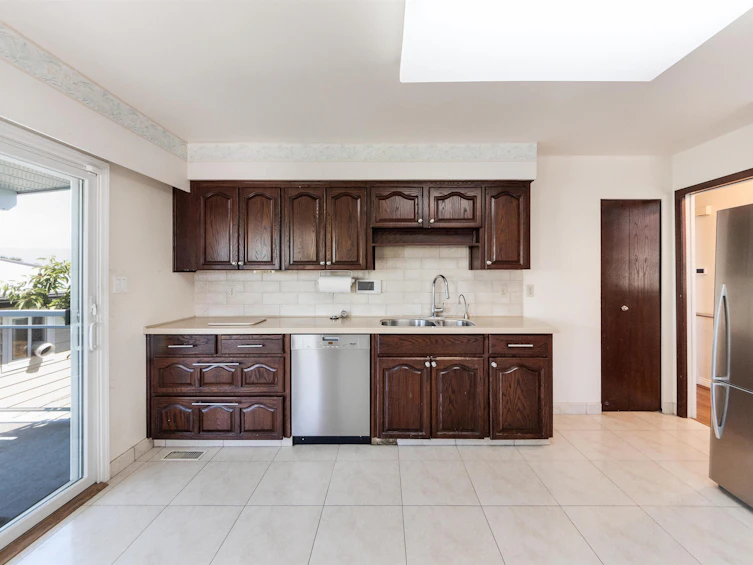3810 Cardiff Place, Burnaby, BC, V5G 2G9 - 5
