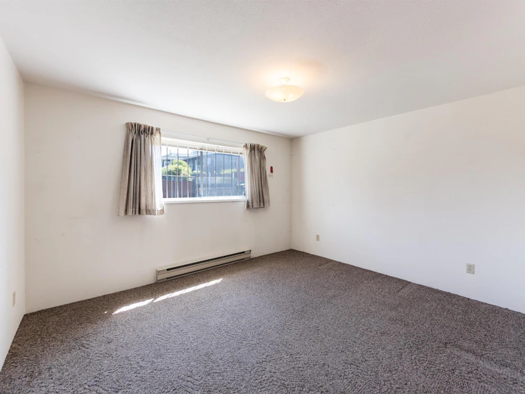 3810 Cardiff Place, Burnaby, BC, V5G 2G9 - 35
