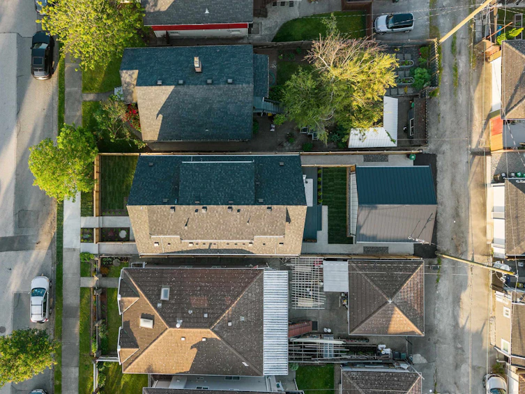 1-2864 E Georgia Street, Vancouver, BC, V5K 2K4 - 2
