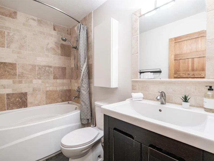 1-2240 Gondola Way, Whistler, BC, V8E 0N1 - 20