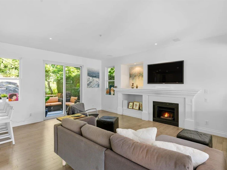 4949 Edendale Court, West Vancouver, BC, V7W 3H7 - 18