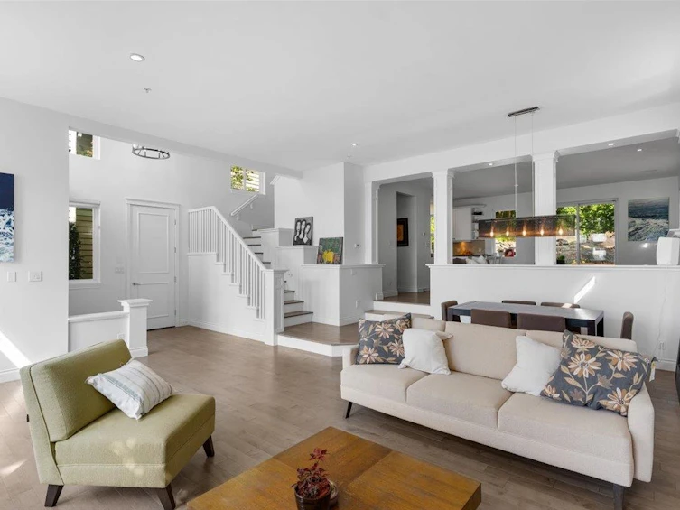 4949 Edendale Court, West Vancouver, BC, V7W 3H7 - 7