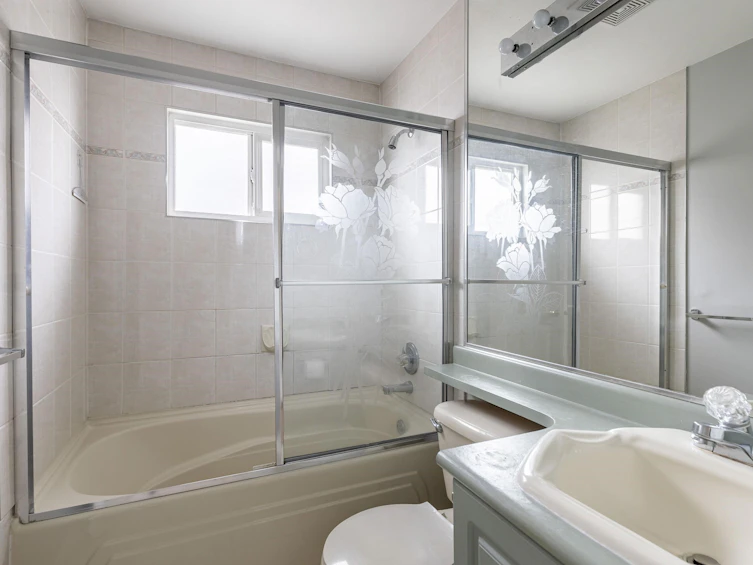189 E 26th Avenue, Vancouver, BC, V5V 2G8 - 22