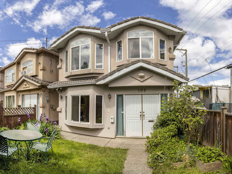 189 E 26th Avenue, Vancouver, BC, V5V 2G8